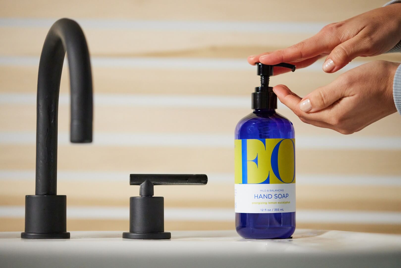 5 Synthetic Fragrance-Free Hand Soaps for High-Traffic Homes